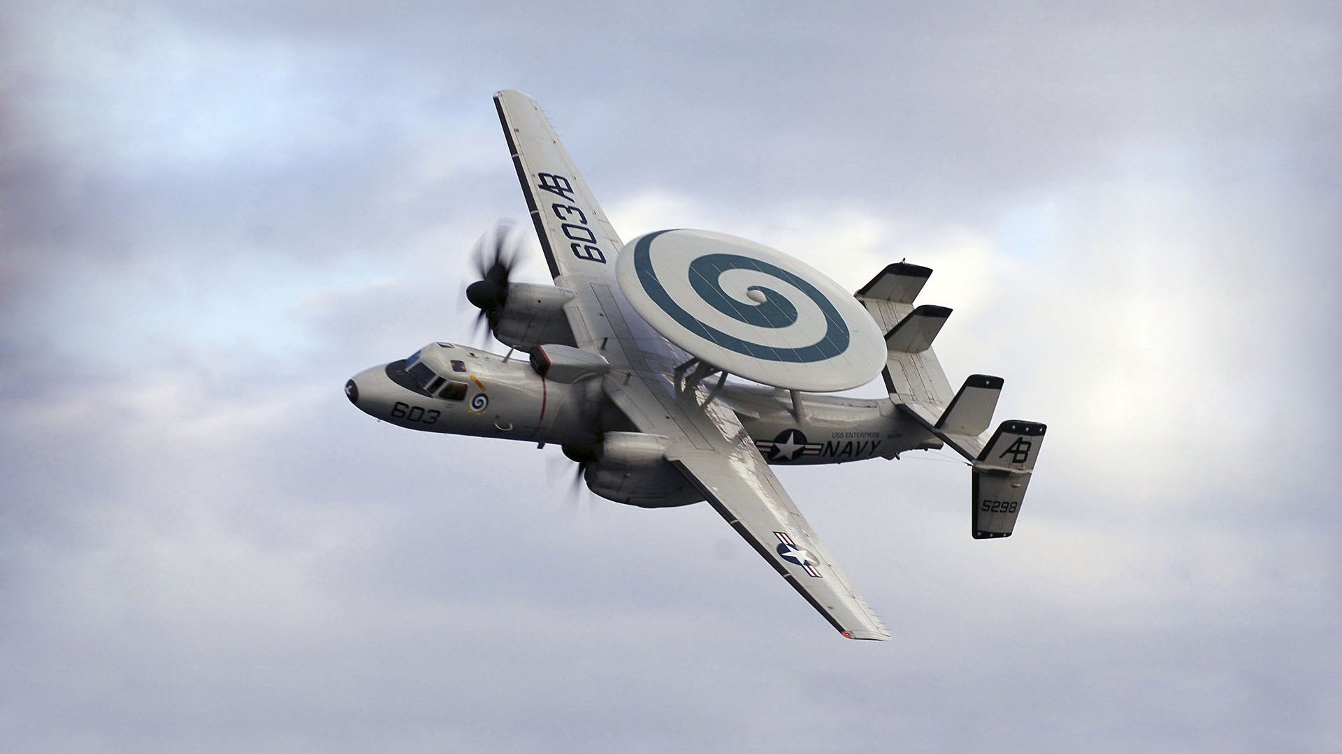 开云综合服务-库里：飙远三分，开启“全场精彩”新篇章！，库里超远三分视频大全